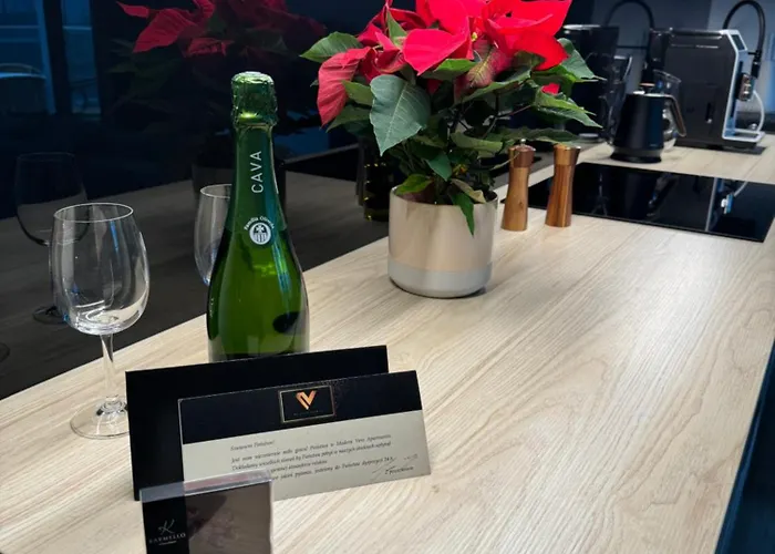 Modern Vero Yacht Park