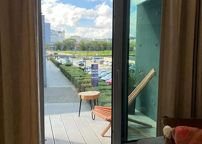 Modern Vero Yacht Park Apartment