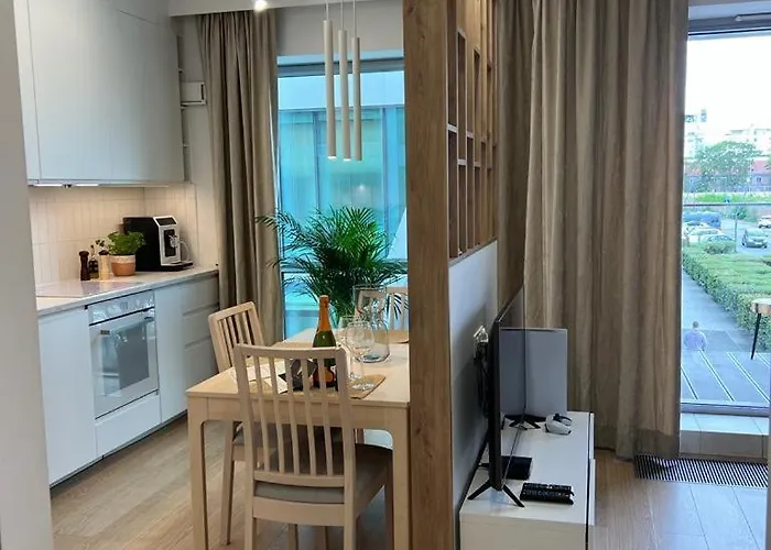 Modern Vero Yacht Park Apartment *